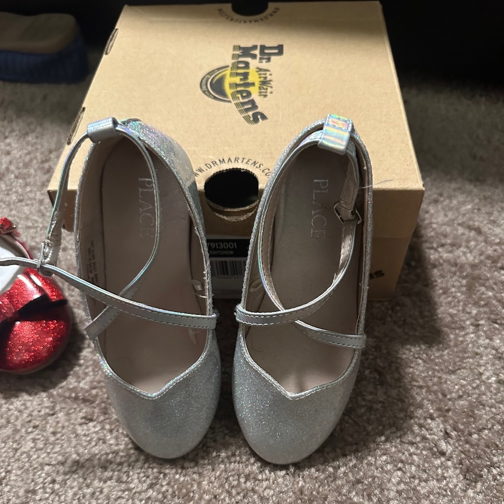 Girl flats